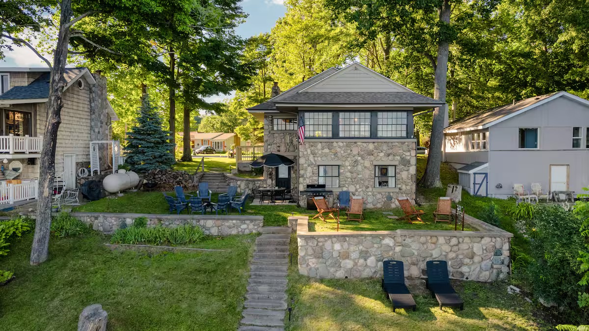 Cottage on George Lake with Private Dock, Game Room & Fire Pit – Shady Shores, Michigan