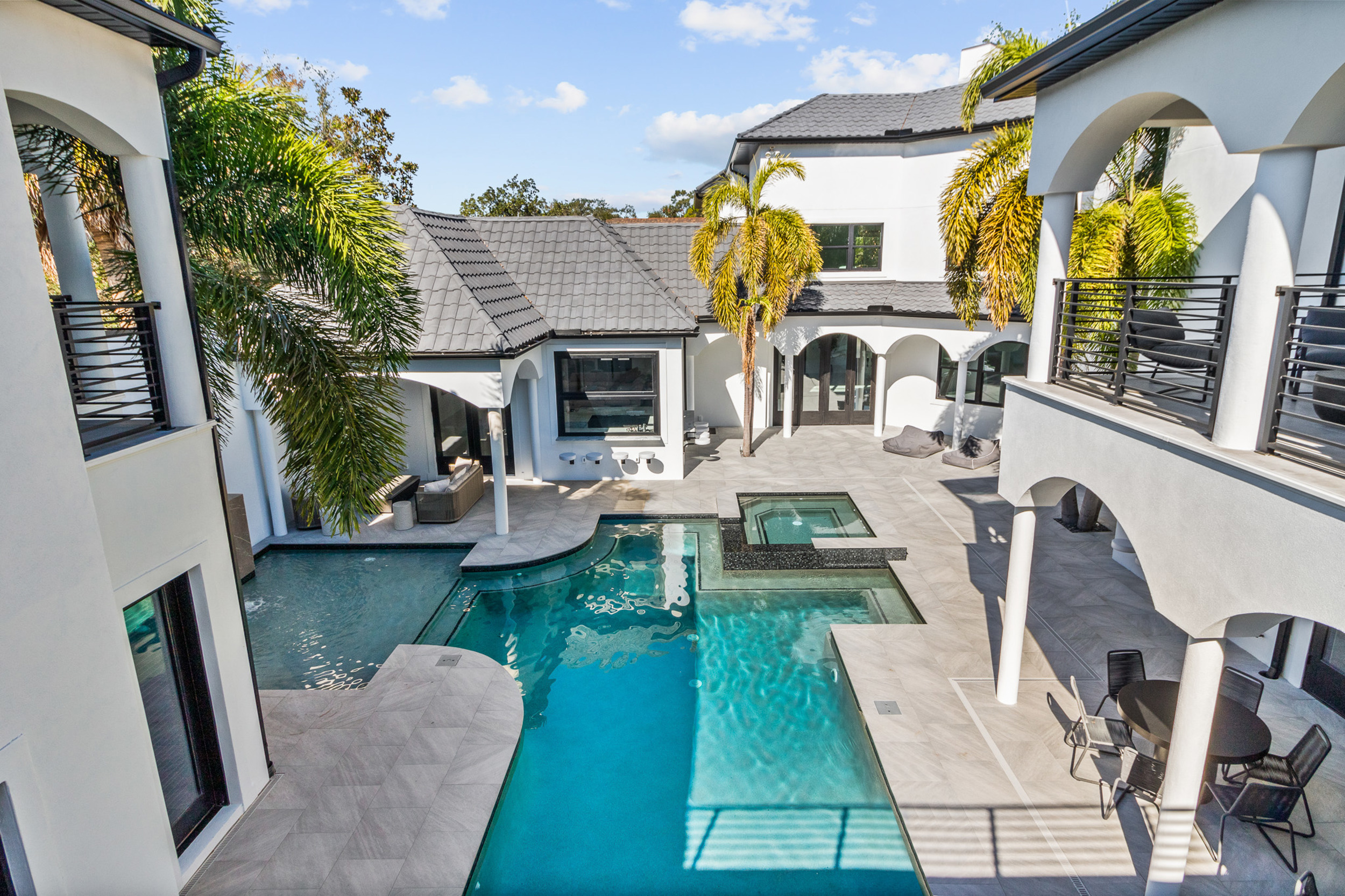 20k Sq. Ft. Luxury Mansion in Tampa 