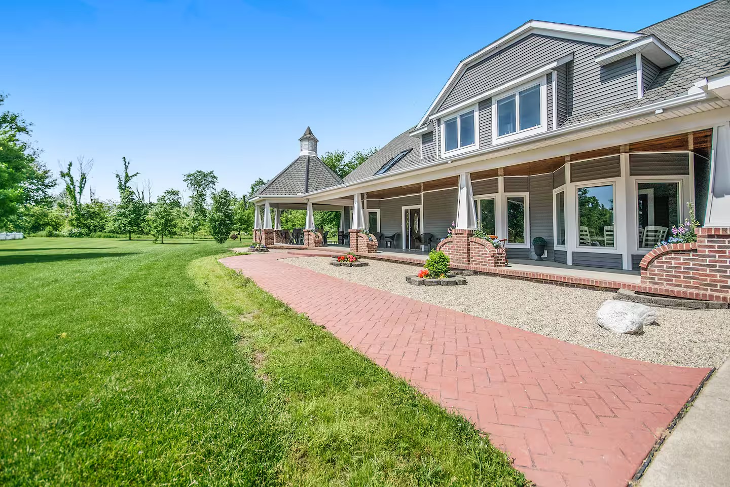 45-Acre Michigan Estate – Event Barn, Pool