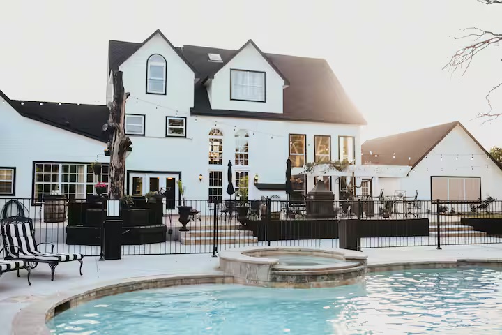 Rustic-Luxe Wedding Weekend Estate near Dallas/Fort Worth with Lodging & Venue