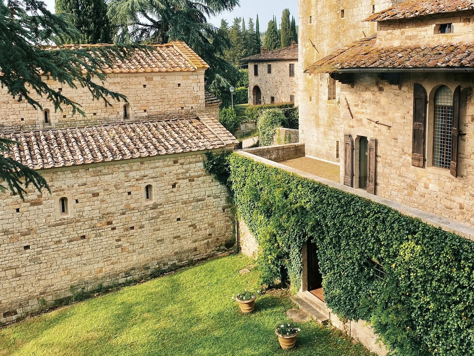Tuscan Castle Wedding Estate – Heart of Chianti Wine Country